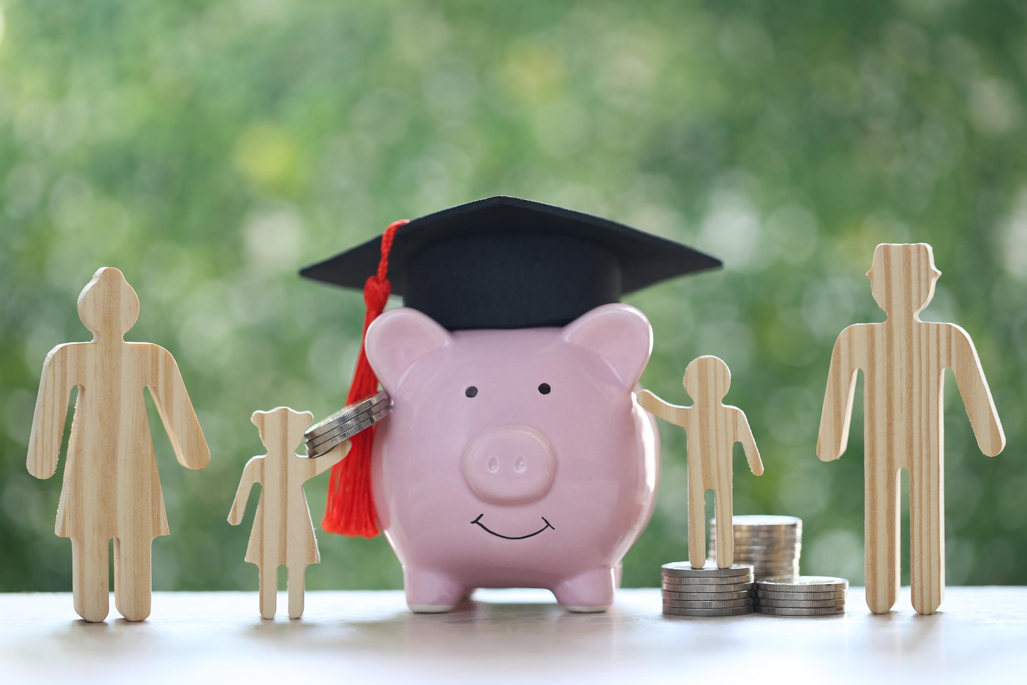 Navigate College Costs: San Diego's Expert Financial Planning Guide